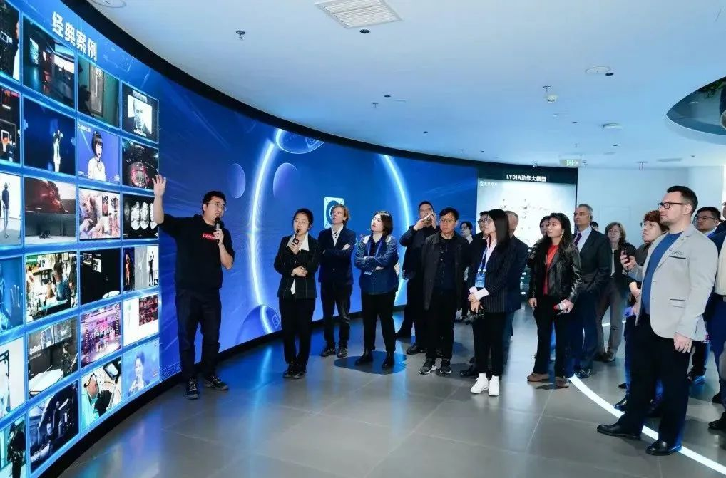 商务部副部长寄语德中企业丨新葡萄·虚拟动点与德国商界代表共探可持续发展新机遇